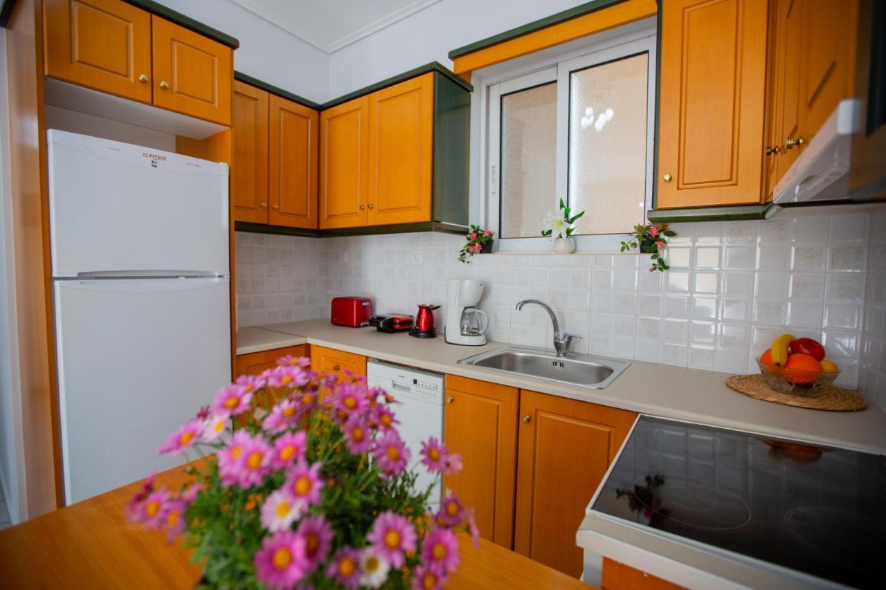 Poly'S Charming Home - City Center & Near The Beach 2Bedroom Apartment Návpaktosz Kültér fotó